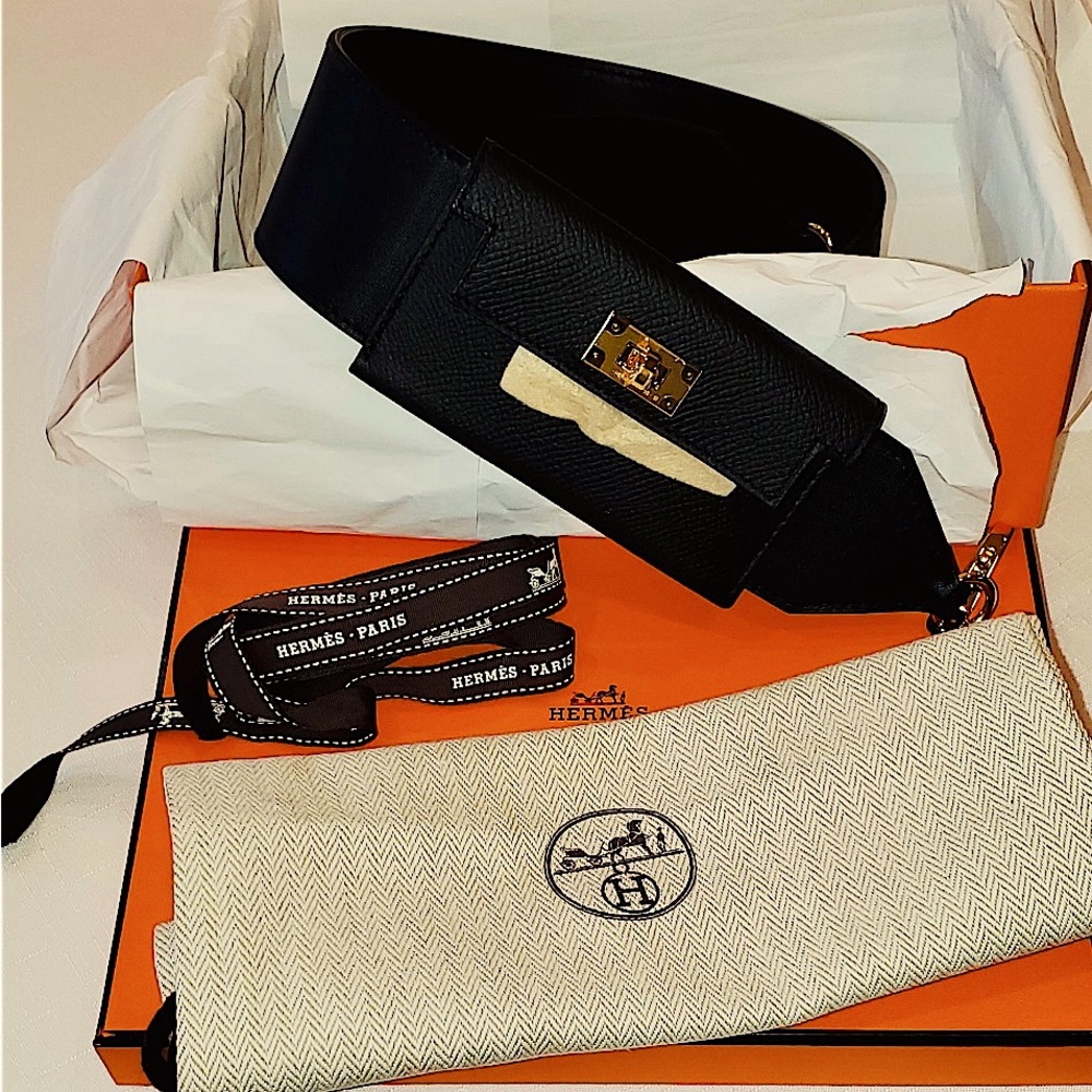 AUTHENTIC HERMES Epsom Pocket Kelly Shoulder Strap. FASHIONPHILE certified.